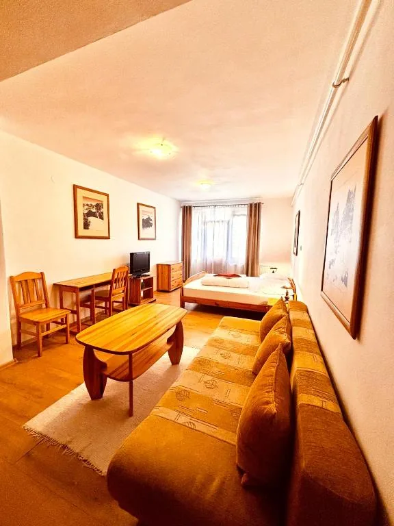 Double room — seating area · photo 11