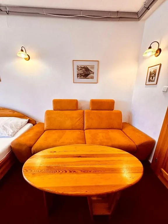 Double room — seating area · photo 13