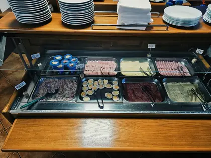 Das Frühstück in der Pension SIMI (3)